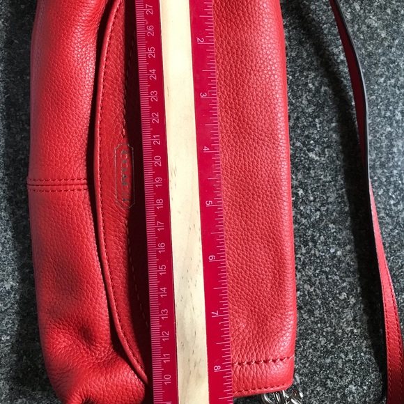 Coach Clutch - Picture 4 of 5